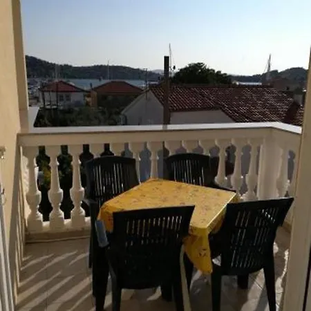 Apartament Marija - 100 M From Tribalj