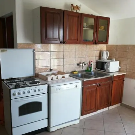 Apartament Marija - 100 M From *