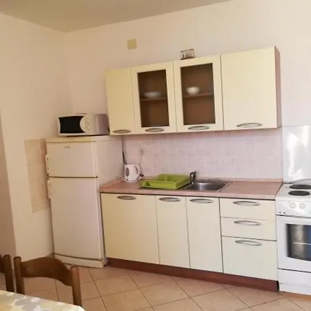 Apartament Marija - 100 M From *