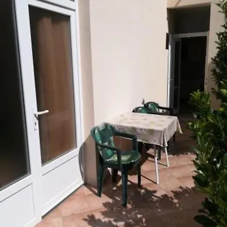 Apartament Marija - 100 M From *